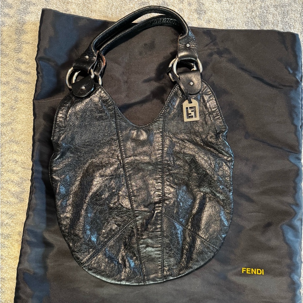 Fendi shoulder bag distressed leather - Workwear Edit